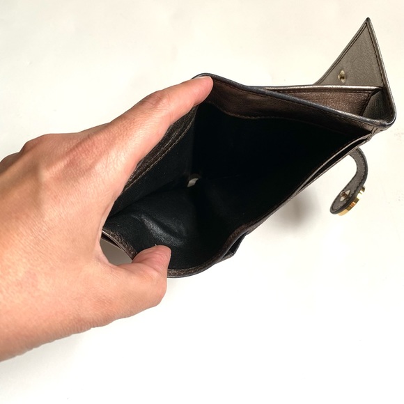 🎊HP🎊GUCCI  HYSTERIA WALLET - Picture 9 of 13